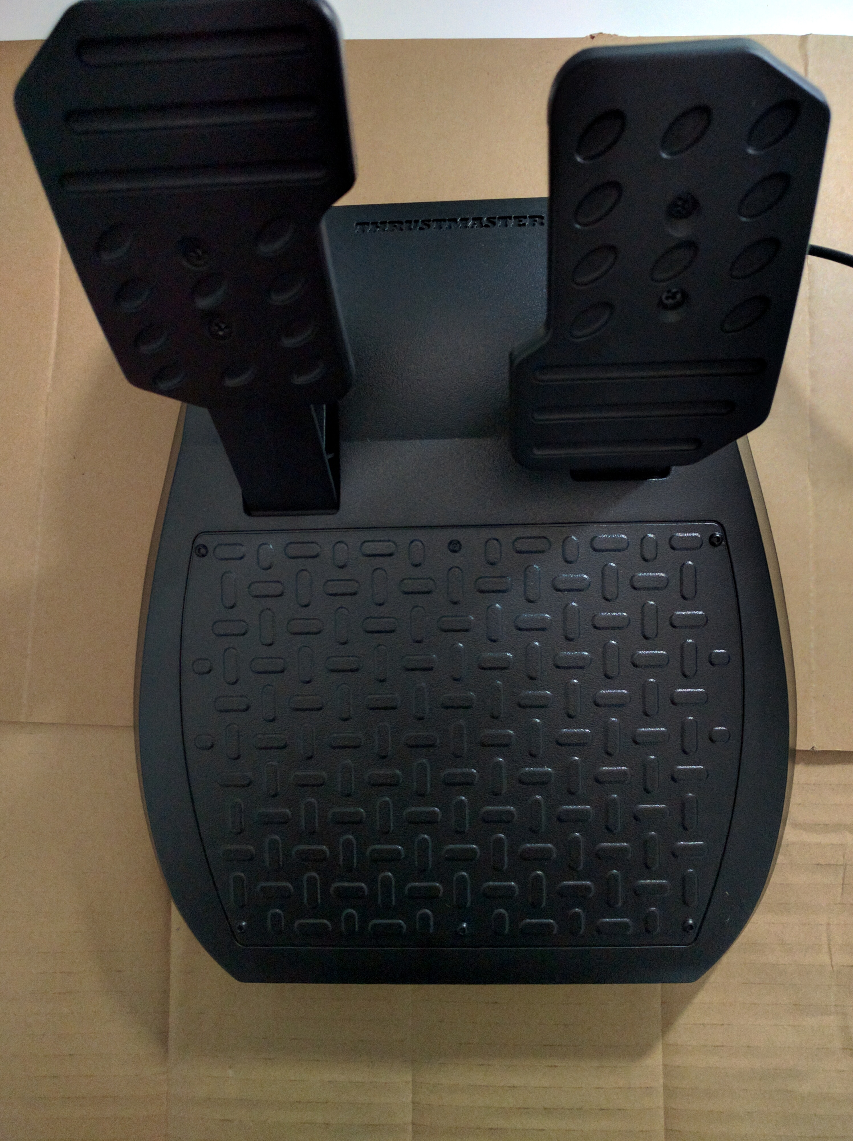 Thrustmaster T150 Pedali