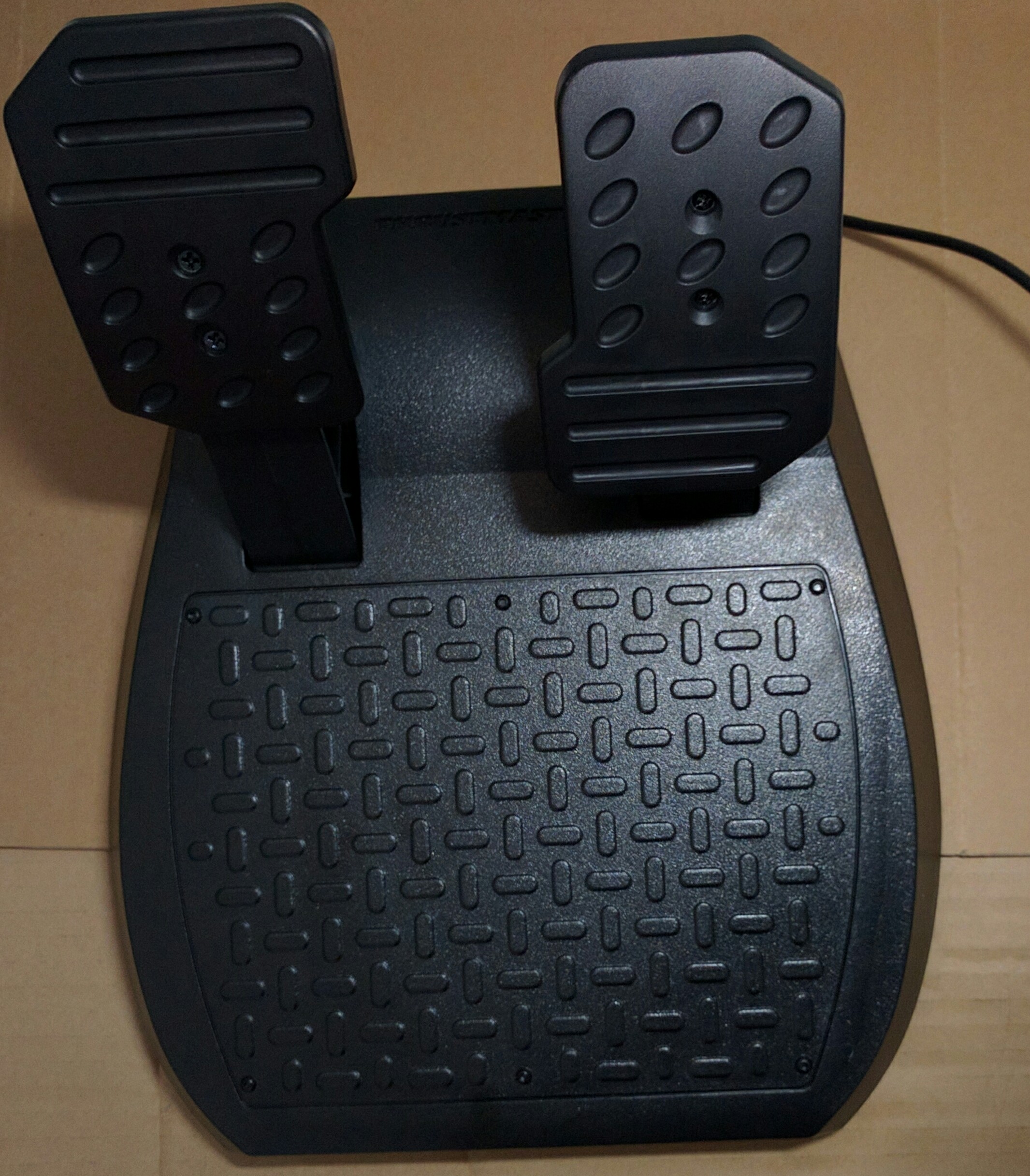 Thrustmaster T150 Pedaliera
